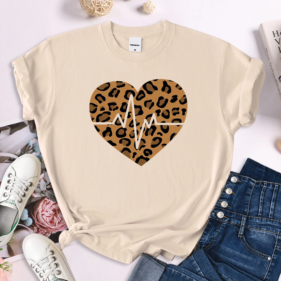 

women's T-shirt Leopard color beating heart printing female tees summer oversize Crew Neck t shirt Fitted Soft Loose tops tees