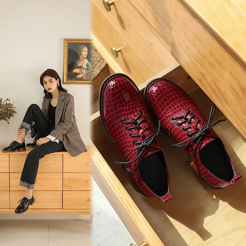 

Hot sale Women pumps natural leather 22-24.5cm cowhide Embossed stone pattern upper+pigskin inner women shoes Europe and America