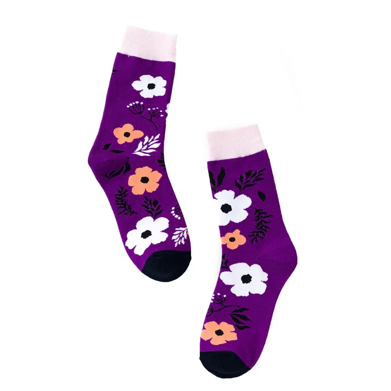 

New 2020 Spring New Women Retro Art Abstract Oil Painting Lotus plum blossoms Series women Harajuku Design Funny Socks