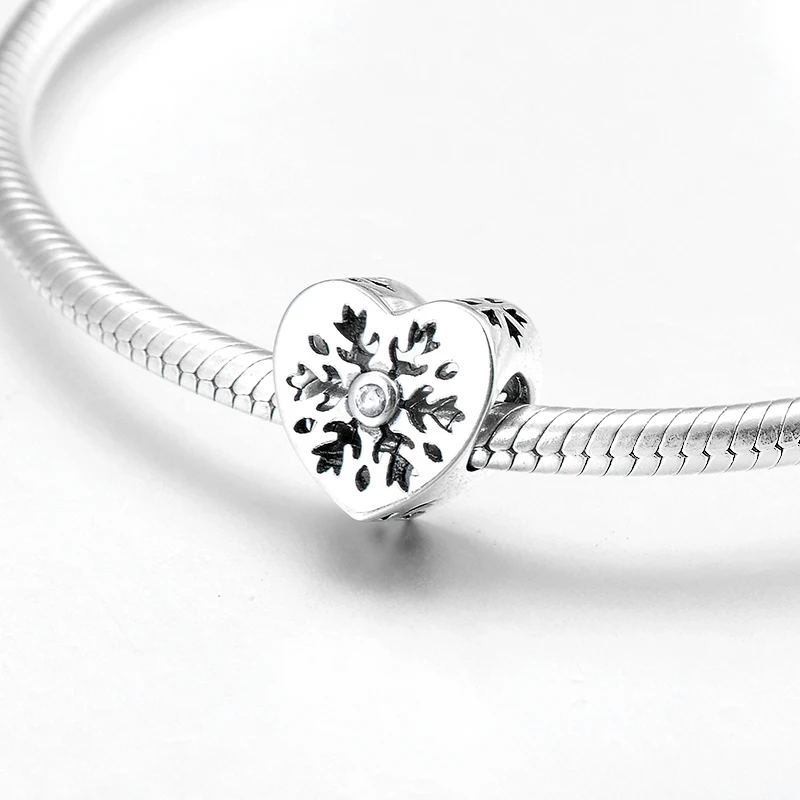 Бусина-Шарм из серебра 925 пробы в форме снежинки | Украшения и аксессуары