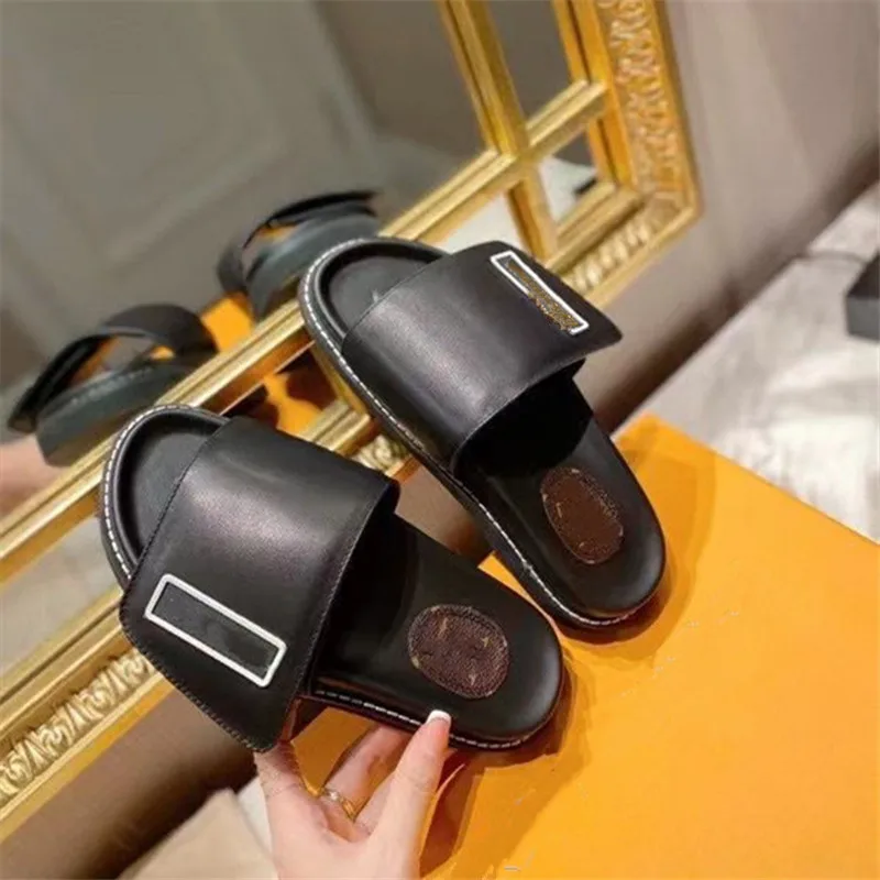 

2021 Summer Fashion Women Slippers Couple Flip Flops Thick Soled Flat Comfortable Female Walking Shoes Street Style Mujer Shoes
