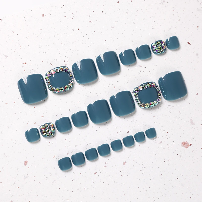 

24pcs Symphony Full Diamonds Wear Short Paragraph Fashion Manicure Patch False Toenail Save Time Wearable Toenail Patch STTX889