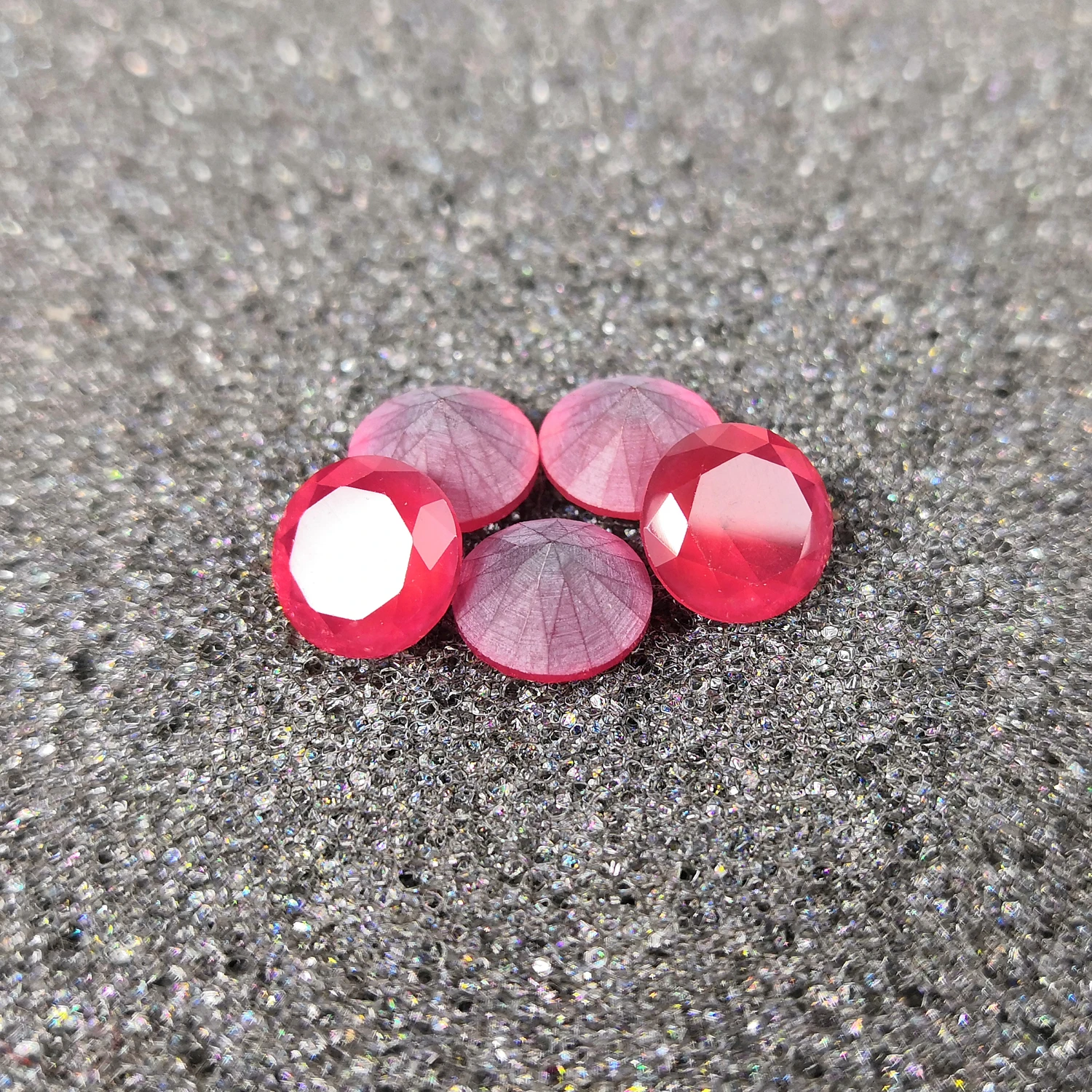 Высококачественные драгоценные камни розово красное стекло цвета песка круглая