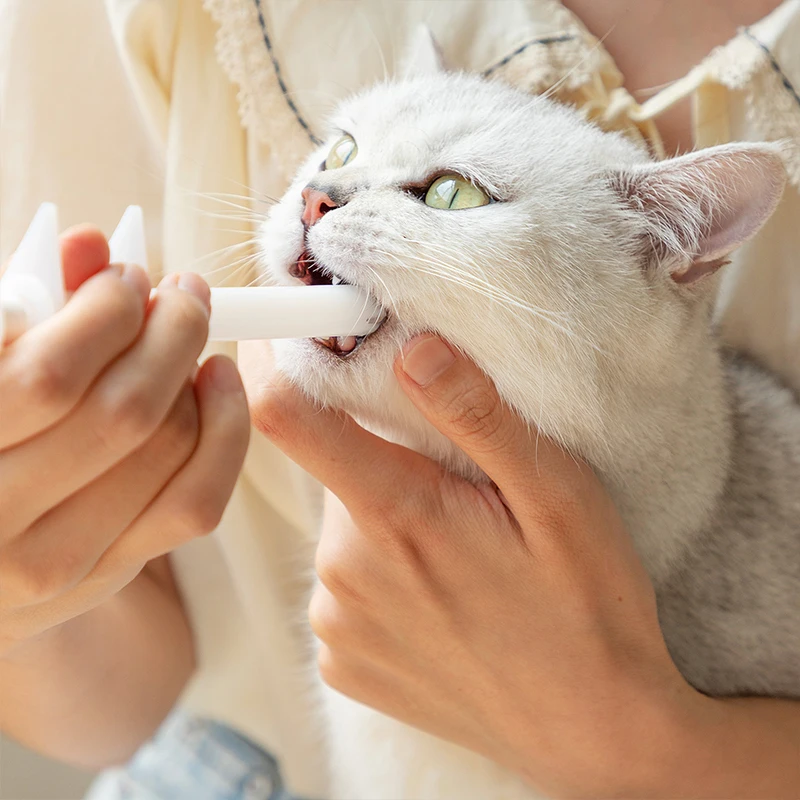 

1PCS Pet Syringe Tablet Pill Gun Piller Push Dispenser Medicine Water Milk Syringe Dog Cat Tube Feeder Tools Dog Accessories