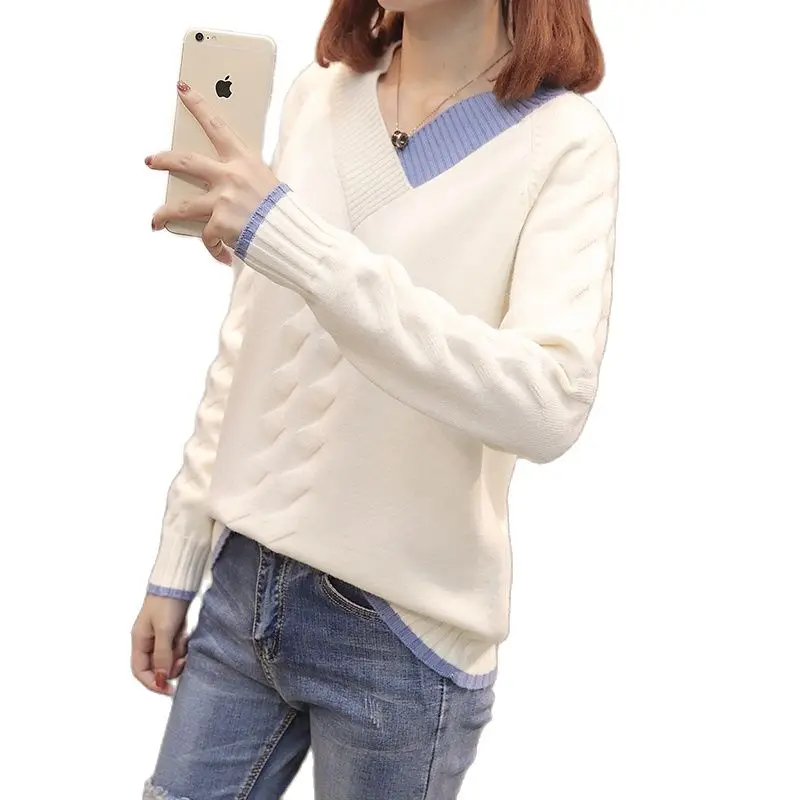 Свободный вязаный пуловер с V-образным вырезом Осень-зима 2021 женское платье