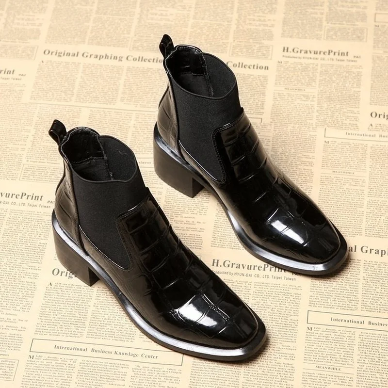 

Luxury Chelsea Boots Women Ankle Boots Chunky Winter Shoes Platform Ankle Boots Slip On Chunky Heel BV Boot Brand Designer