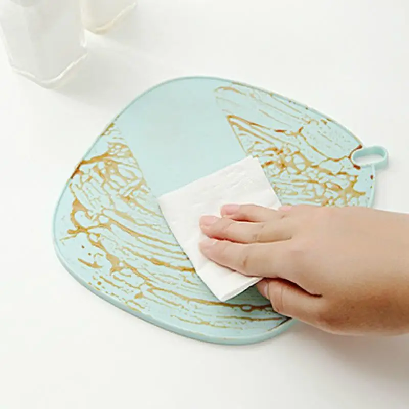 

1Pcs Multifunctional Heat Resistant Non-slip Mat Drink Cup Coasters Non-slip Pot Holder Silicone Placemat Kitchen Accessories