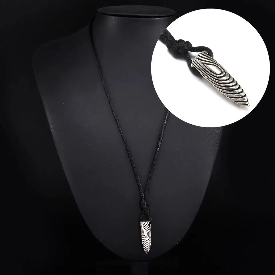 Ожерелье с кулоном мужское в виде пули кожаное колье черной нитью стиле ретро