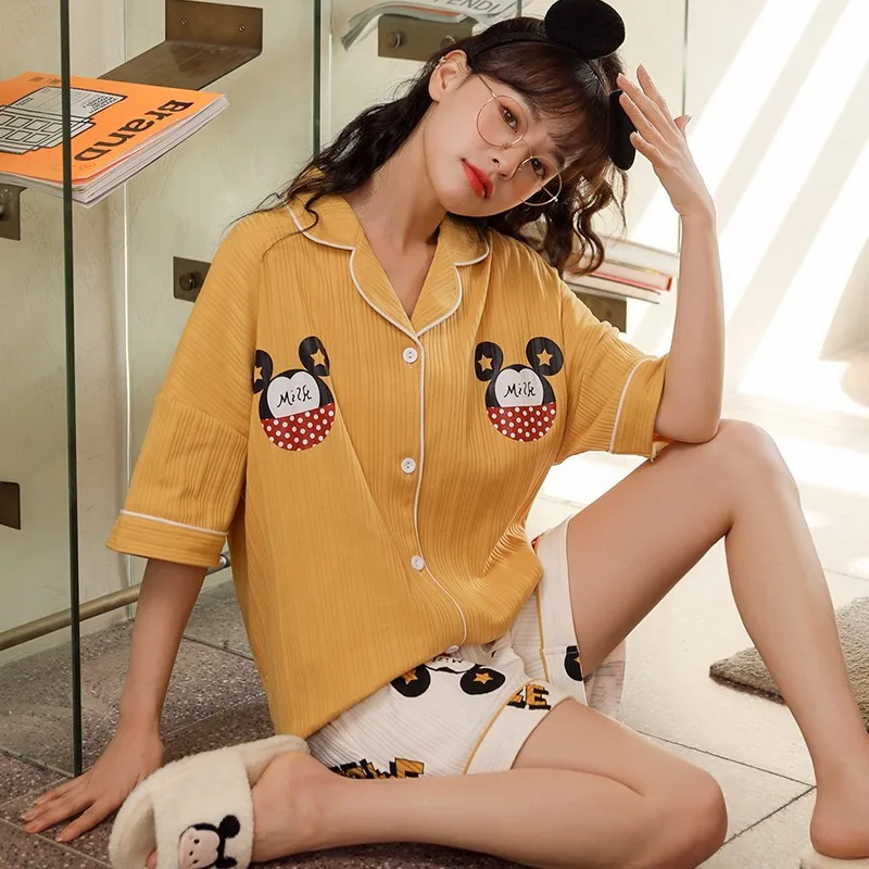 

Japanese summer new ladies cotton gauze short sleeve shorts pajamas suit cute heart-shaped thin section home service suit woman