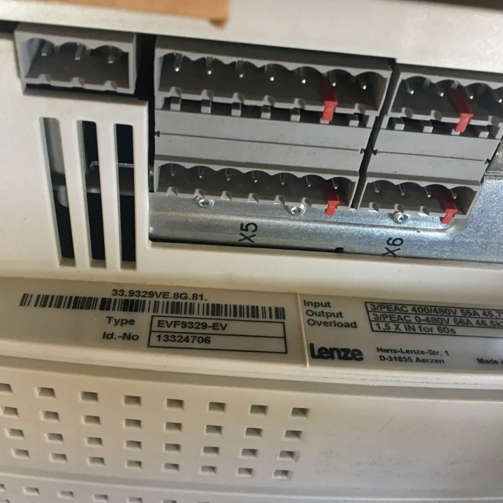 Совершенно новый и оригинальный EVF 9329 EV Lenze сервопреобразователь/Драйвер