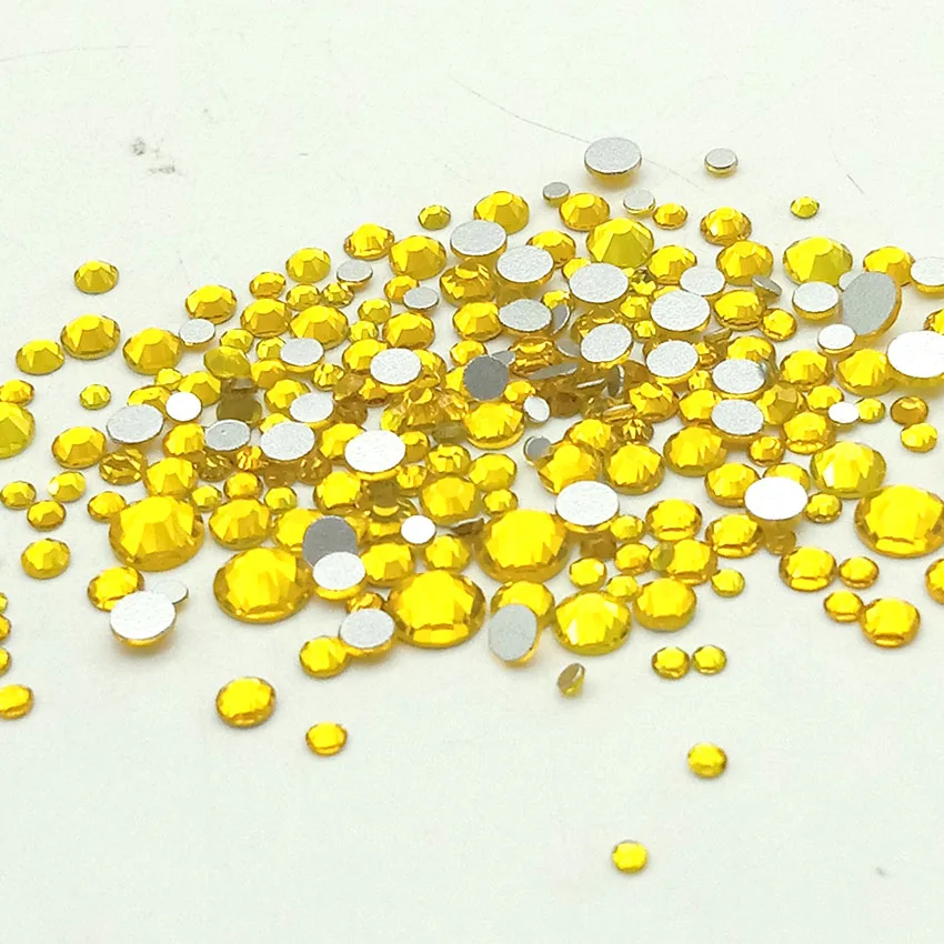 1 коробка стеклянные стразы для ногтей разразных размеров с плоской задней