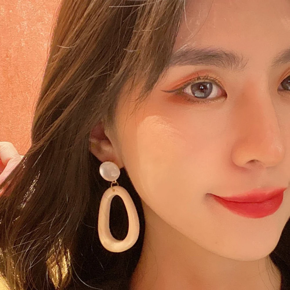 

New Tide Restoring Ancient Ways Is Contracted And Fashionable Glamour Woman Circle Earrings Stud Earrings