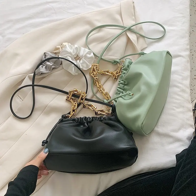 Женская сумка облако однотонная из мягкой кожи на одно плечо мессенджер 2020|Сумки