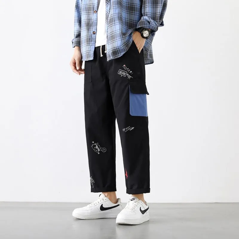 

Black Men's Casual Pants Stitching Pockets Trousers Man Streetwear Male Loose Straight Text Printed Cargo Pant Men Spring Autumn
