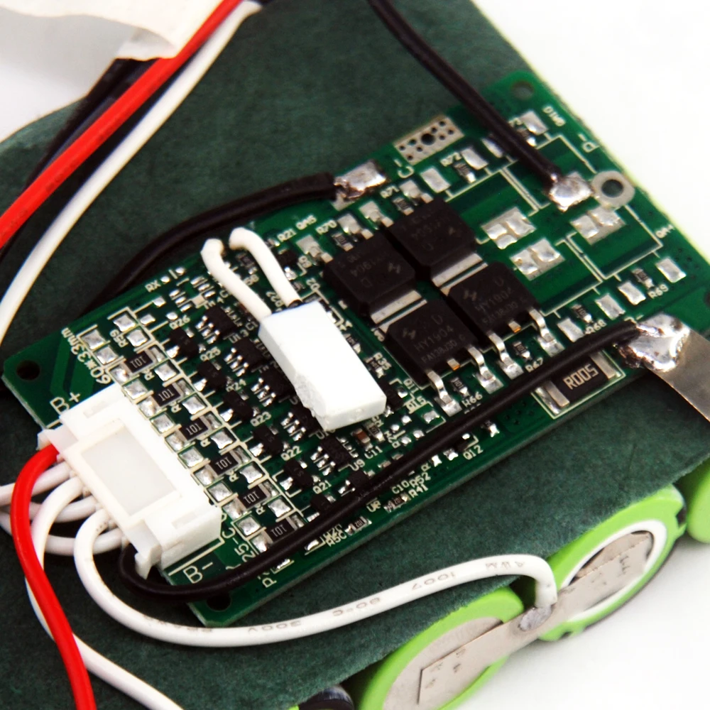 

LiitoKala 24V 25.2V 3400mAh Lithium Li-ion Rechargeable Battery Pack Max 3A with built-in protection circuit board PCM