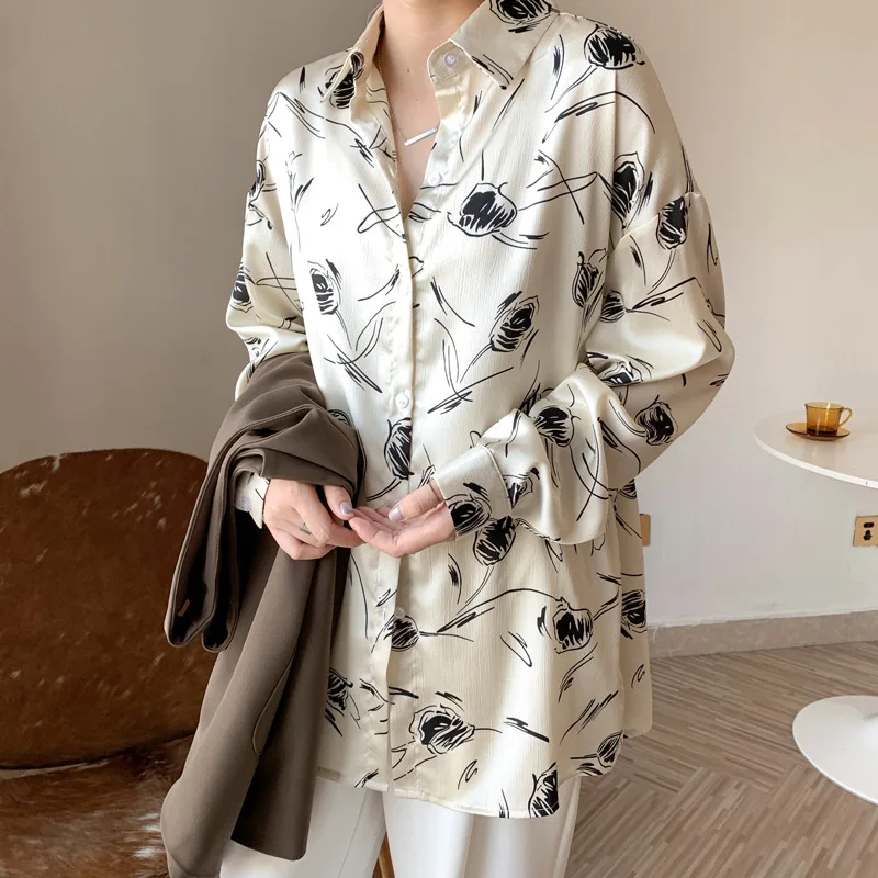 

Винтажная Свободная блузка в Корейском стиле, женские осенние Рубашки с длинным рукавом и цветочным принтом, шикарный Женский Повседневный...