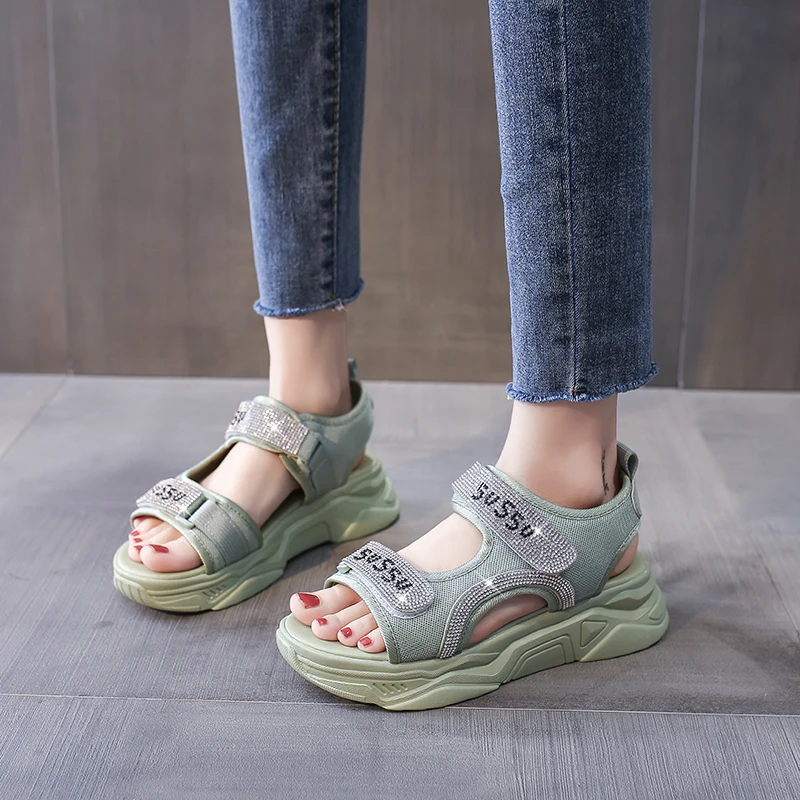

2021 summer new sequined sandals thick crust increased female fashion student movement sandals tide