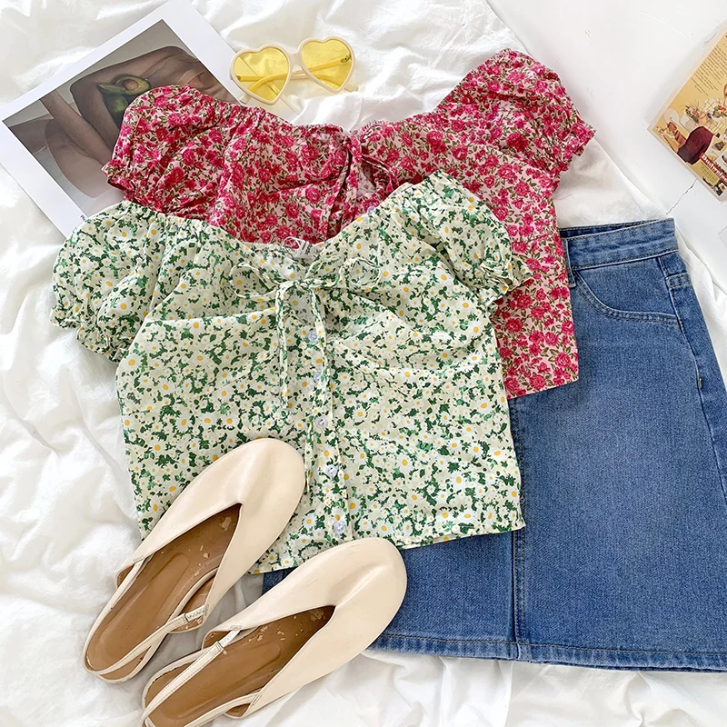 

Retro floral summer sexy slash neck hollow out strap slim short section slim shirt