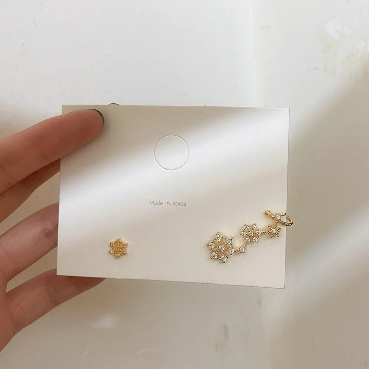 Серьги клипсы в виде снежинок серьги манжеты с кристаллами не пирсинг золотого