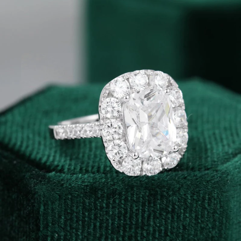 Женское Обручальное кольцо с муассанитом белое золото 585 пробы 7 Х9 мм 3 карата