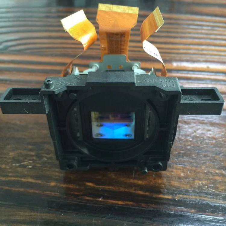 

Оригинальный проектор LCD Prism L3P06X-81G20 для планшетов с ЖК-экраном LB75