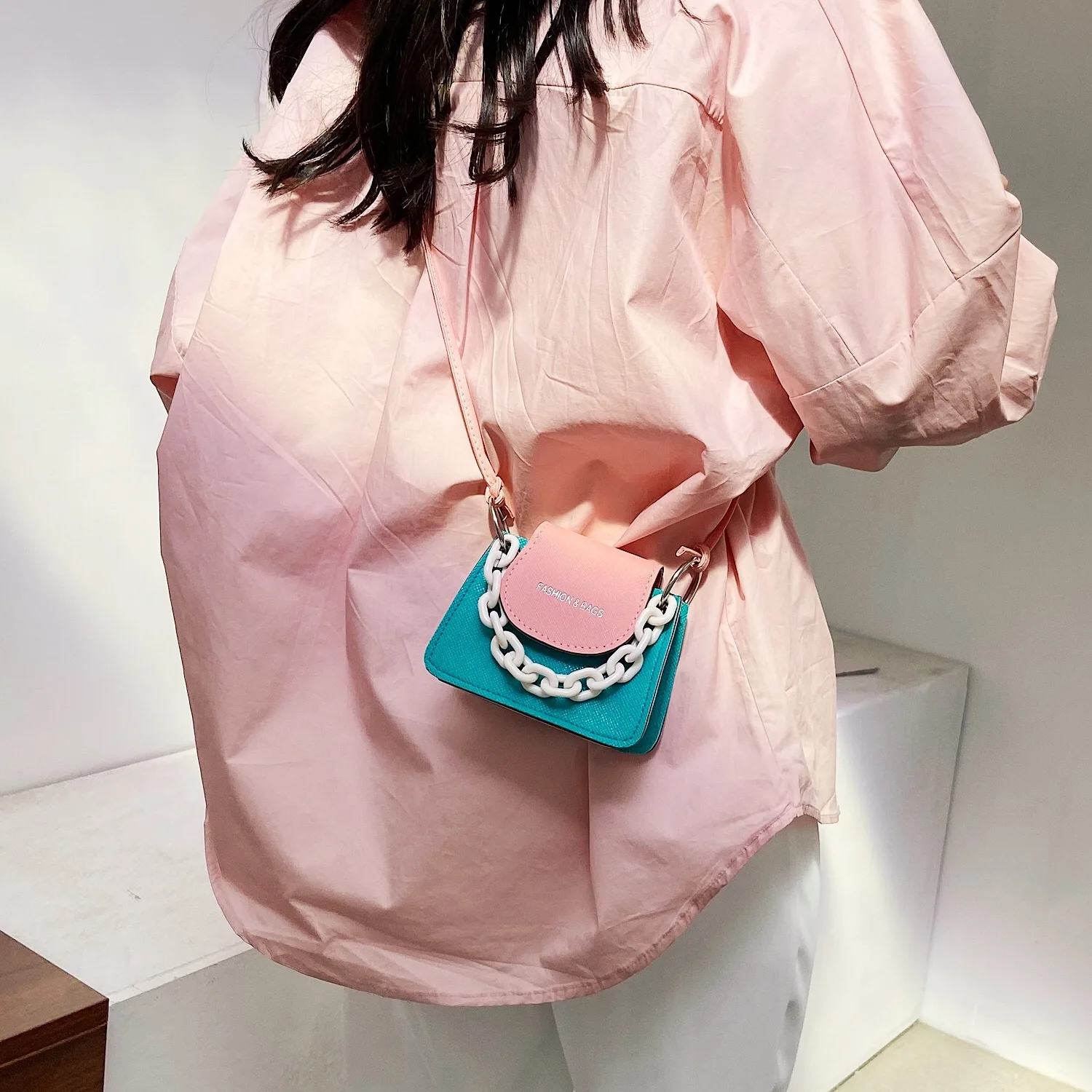 

2021 New Ladies Simple Versatile Bag Women Mini Purses and Handbags Trend Chain Colorful Pu Leather Casual Shoulder Bags