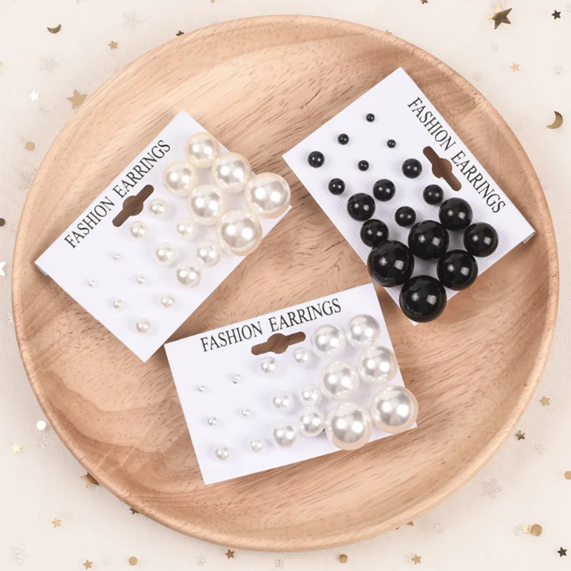 

Black White Simulated Pearl Earrings Set For Women Jewelry On Ear Ball Stud Earrings kit Bijouteria brincos Bijoux Wedding Gift