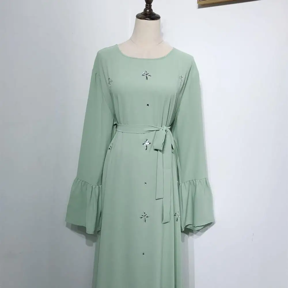 

Hand made diamond beading muslim peignoir Robes syari Dubai Fashion female full length ruffles Abaya Muslim Dress with belt