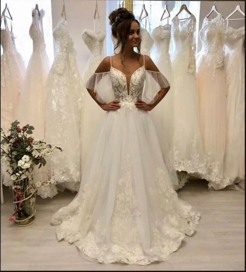

New sexy Style Illusion Sweetheart Wedding Dresses Spaghetti Straps Backless Lace Appliqued Tulle A Line Bridal Gowns