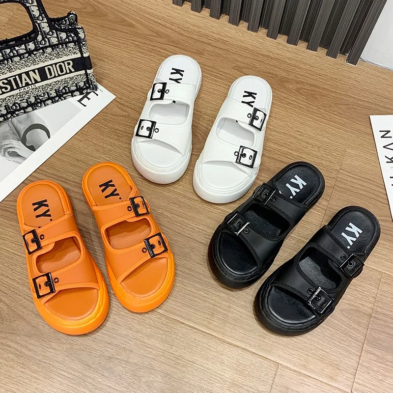 

2021 summer new buckle muffin thick soled shoes flat bottomed casual fashion women in lazy flip flops