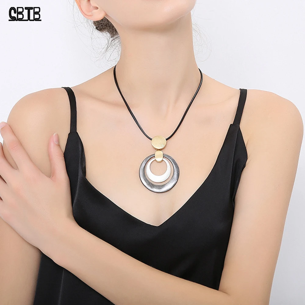 

Fashion Leather Rope Statement Necklace 925 Silver Round Pendant Necklace for Women Party Boutique Jewelry Gift Wholesale