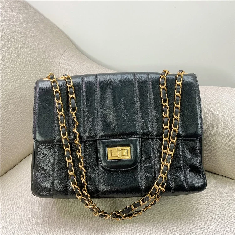 

free shipping 2020 the new style fashion and cool gold chain genuine leather sheepskin women handbag one shoulder bag 31cm