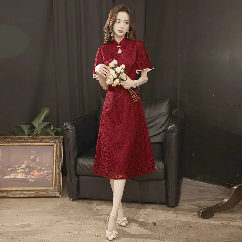 

Chinese Trational Cheongsam Dress Modern Qipao Red Lace Cheongsams Vintage Oriental Style Wedding Party Women Dresses Robe