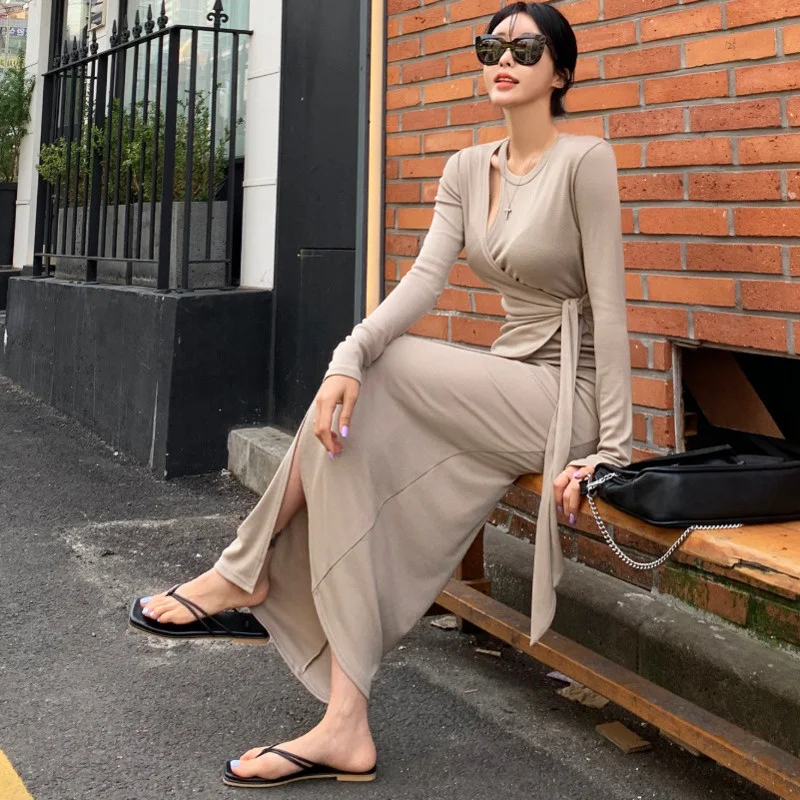 

Женское длинное платье с асимметричным подолом, Осень-зима 2021