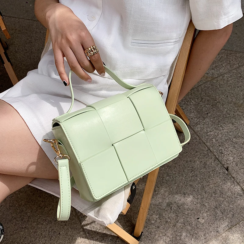 

Small Solid Color Pu Leather Braid Short Handles for Women 2021 Trend Branded Shoulder Handbags Totes Yellow Green