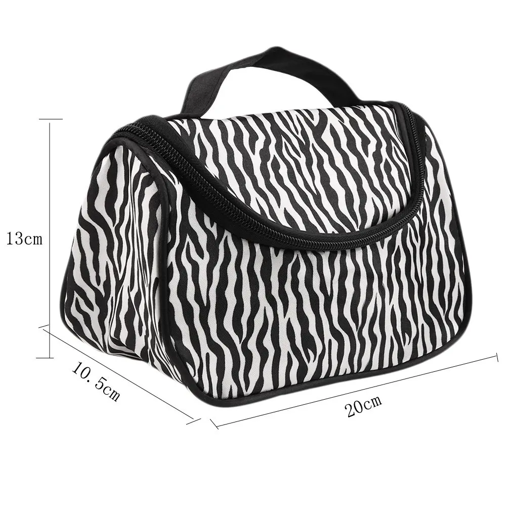 Многофункциональная косметичка для путешествий черно-белая с полосками зебры