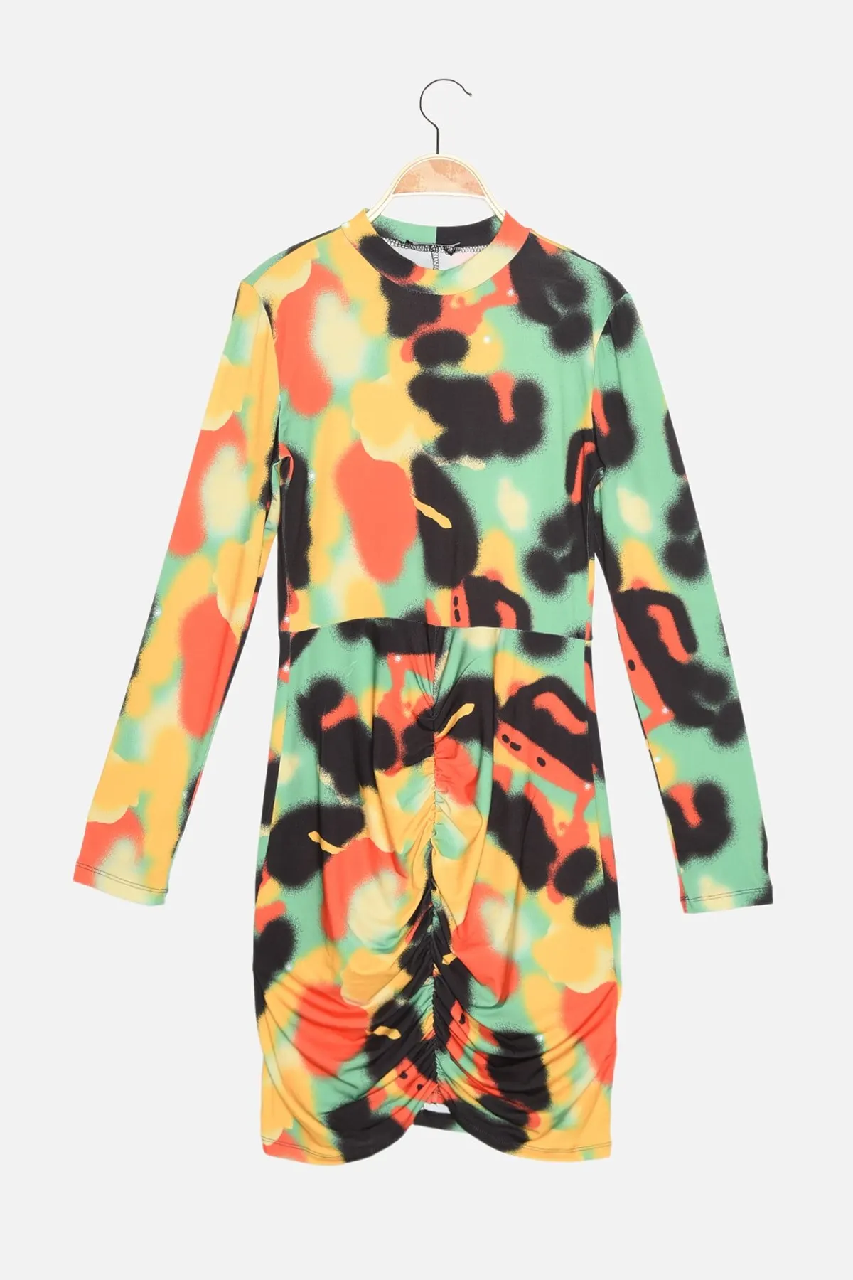 

Женское трикотажное платье разных цветов