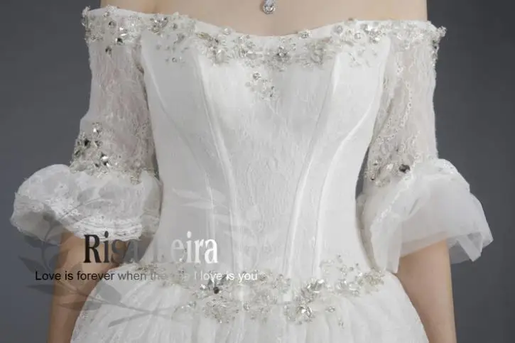 

free shipping vintage 2018 fashion lace appliques crystal elegant Style ball bridal gown with sleeve mother of the bride dresses