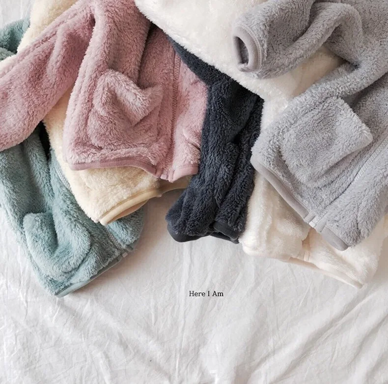 Новая детская одежда на осень и зиму утолщенная куртка для девочек простое