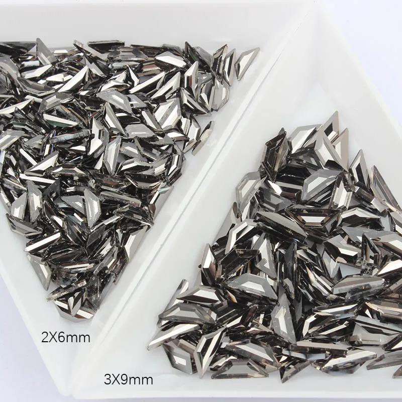 Т образные 3D Стразы для дизайна ногтей камни с плоским основанием 30/100 шт 7 цветов