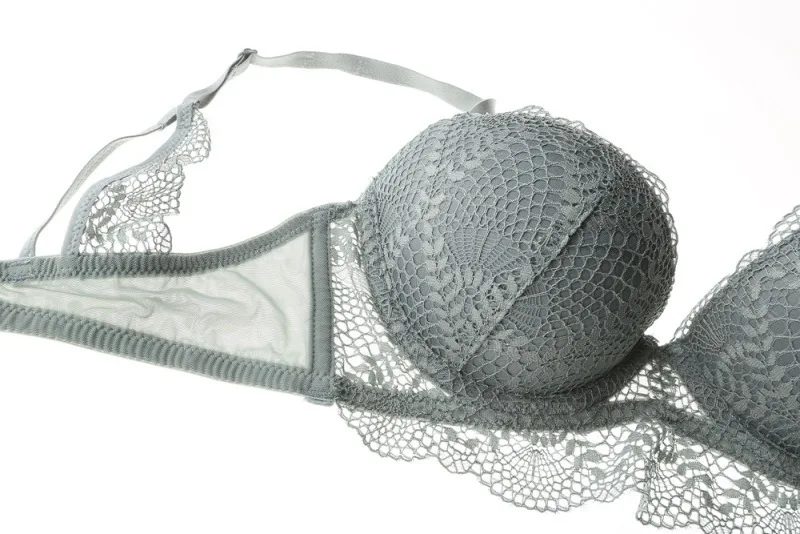 

French sexy lace deep V gathered bra suit upper thin and lower thick underwear adjustable top collection bra