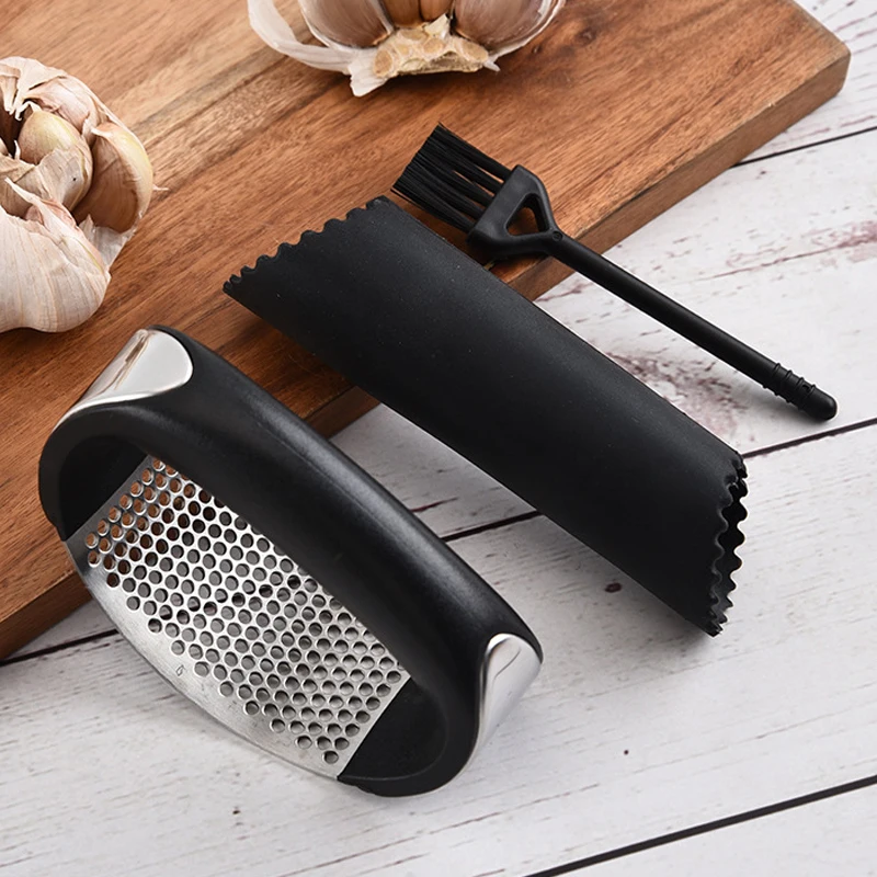 

Home kitchen stainless steel bracelet garlic press clip garlic pound garlic manual garlic pounder kitchen gadgets S7A7081