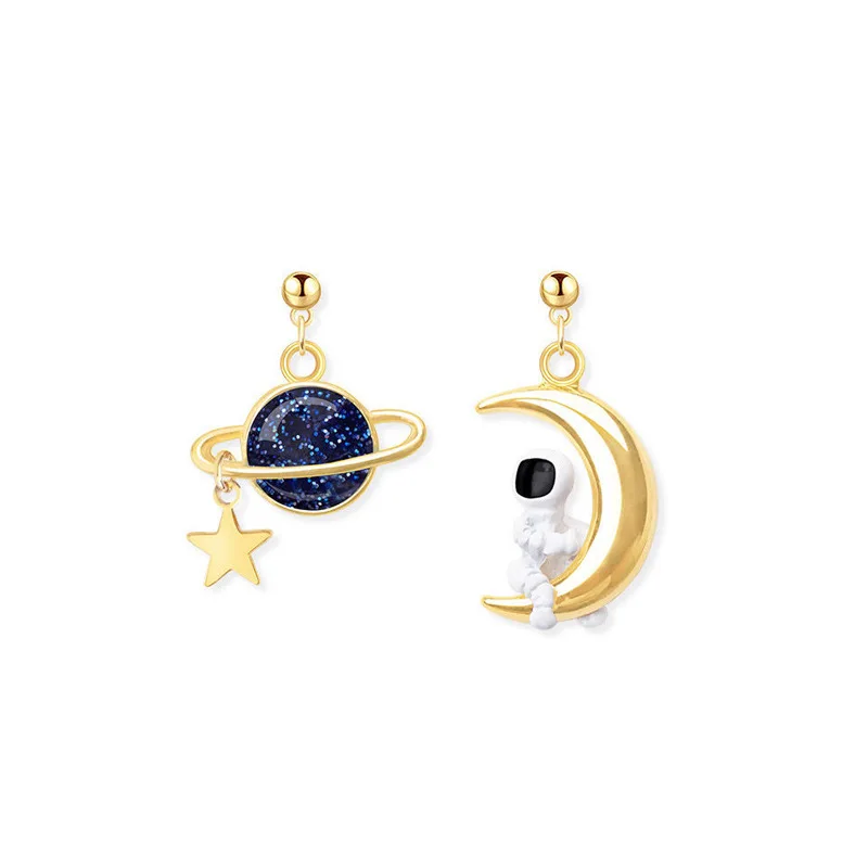 

Lunar Astronaut Earrings No Pierced Ear Clips Female Korean Earrings Earrings Earrings Temperament Girl Tide Earrings Luxury