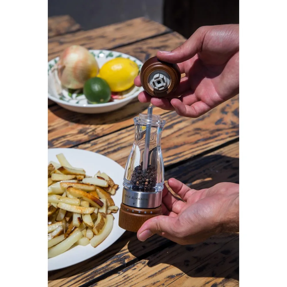 Cole &amp Mason Keswick pepper mill 180mm dark wood Home Kitchen supplies For convenience Tools herbs and spices appliances Dining room bar spice