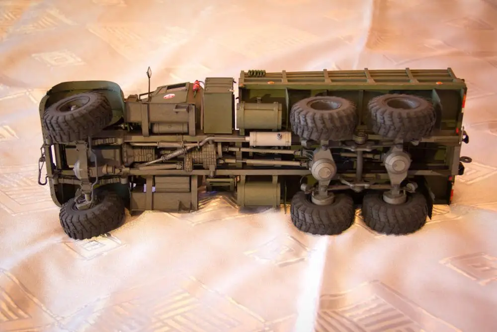 

Soviet Kraz-255B military card paper model 1:25 truck military vehicle manual DIY
