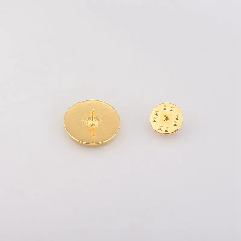 Брошь с эмалированным металлическим покрытием в стиле аниме Ювелирное Украшение