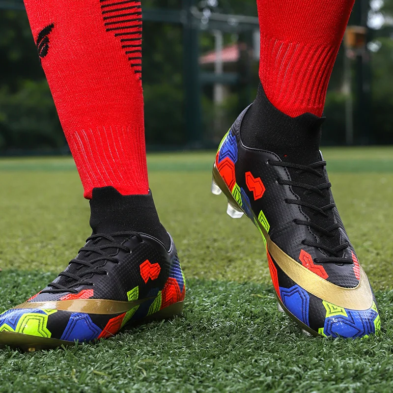

2021 Latest Turf Football Shoes Outdoor Artificial Grass Classic Football Cleats Comfortable And Breathable Sneakers
