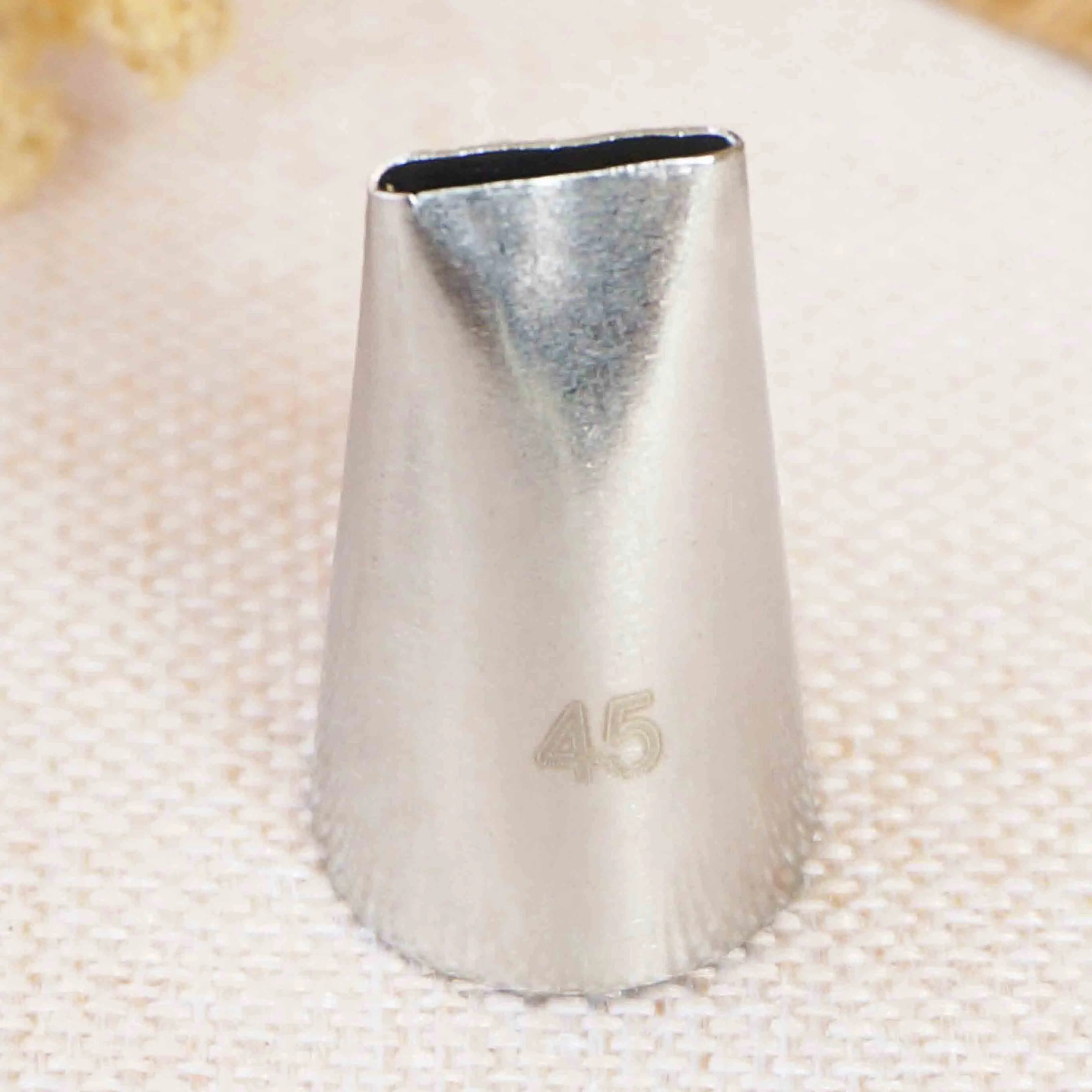 

#45 Small Size Basket Weave Piping Nozzle Cake Decorating Tip Nozzle Baking Tools For Bakeware Basketweave Icing Tip