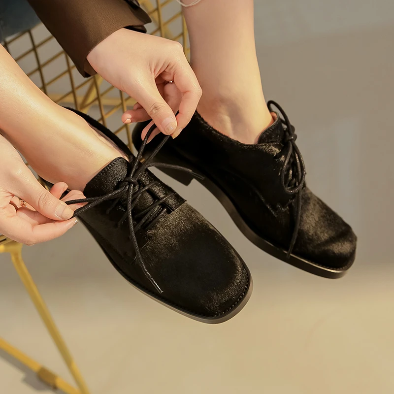 Женская обувь FEDONAS белая повседневная из конского волоса на низком каблуке с