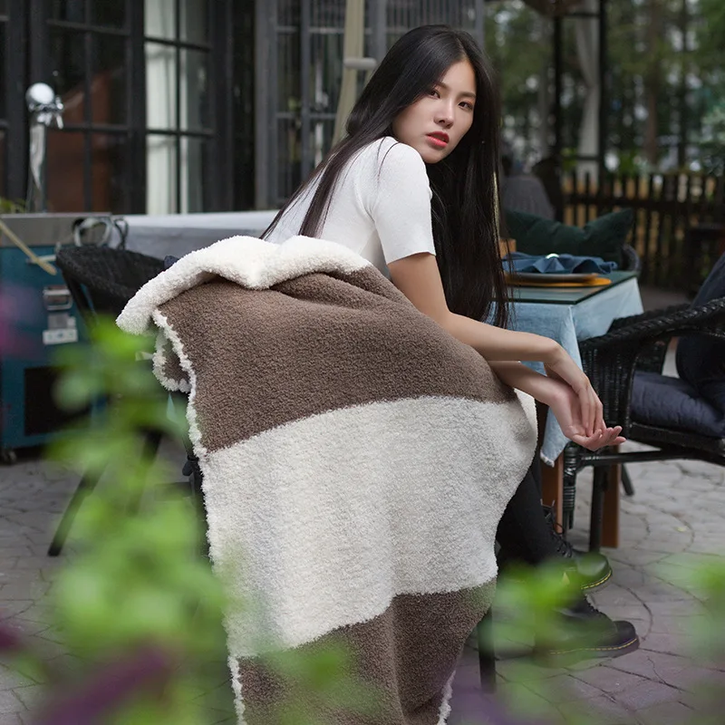 

Elegant Two Color Plaid Blanket Super Soft Gray Khaki Patchwork Beige Hairy Blanket For Bed Scarf Sofa Wearable Women
